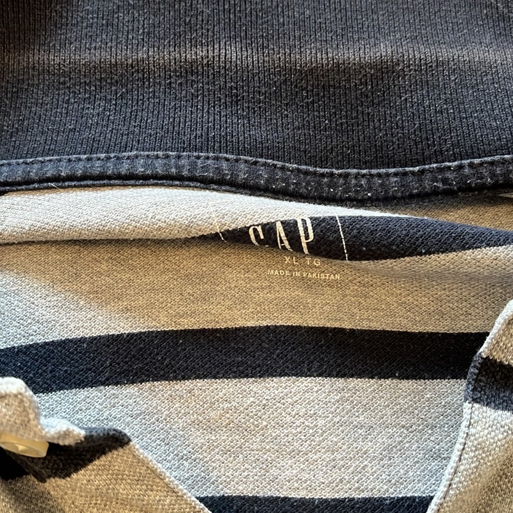 GAP Men’s Polo - Picture 3 of 4
